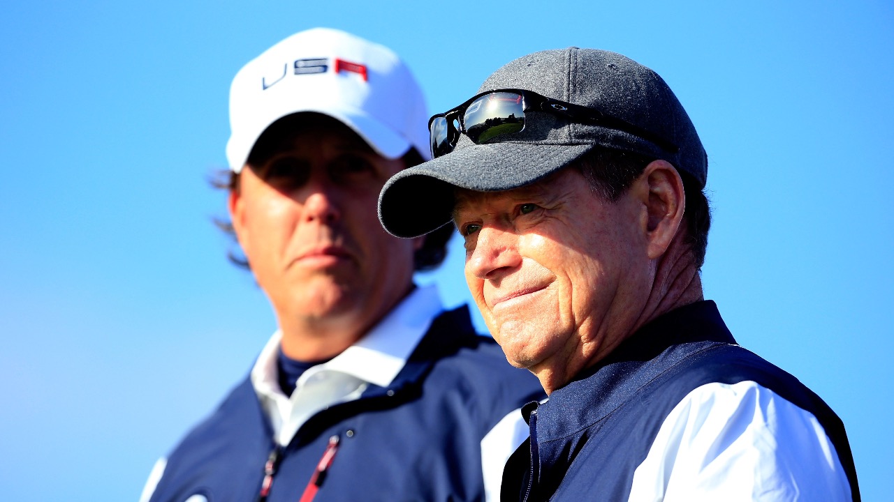 Tom Watson and Phil Mickelson at the 2014 Ryder Cup